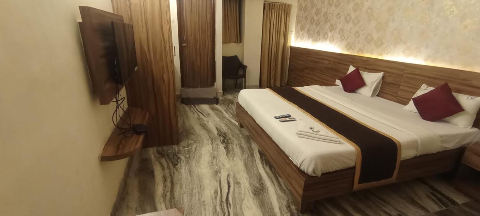 Hotel Raj Meridian, Tambaram Csennai Kültér fotó