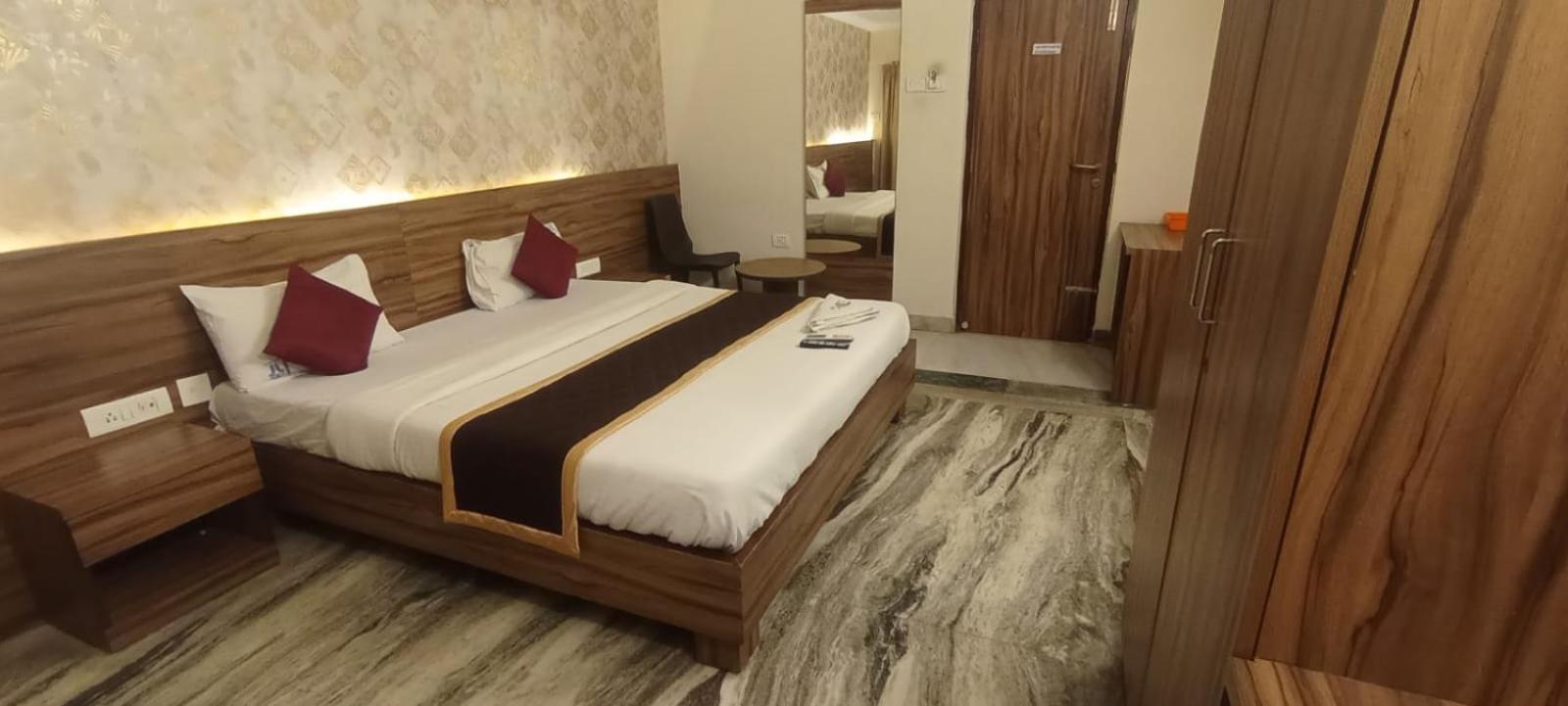 Hotel Raj Meridian, Tambaram Csennai Kültér fotó